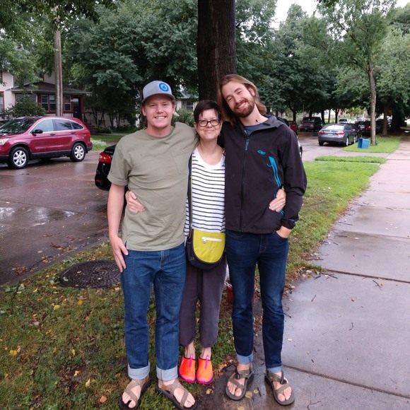 Meet your Posher, Laurie - Picture 1 of 1